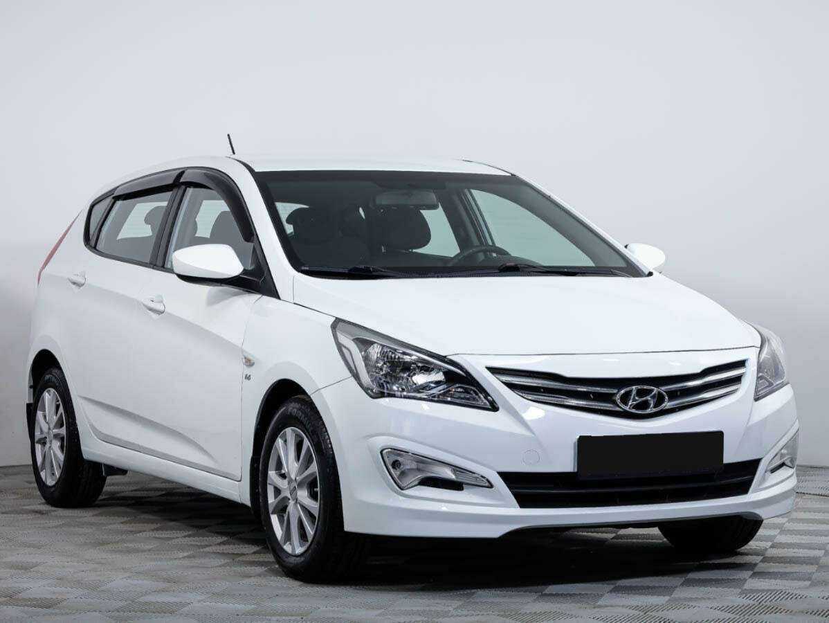 Купить Hyundai Solaris с пробегом. Фото: #1