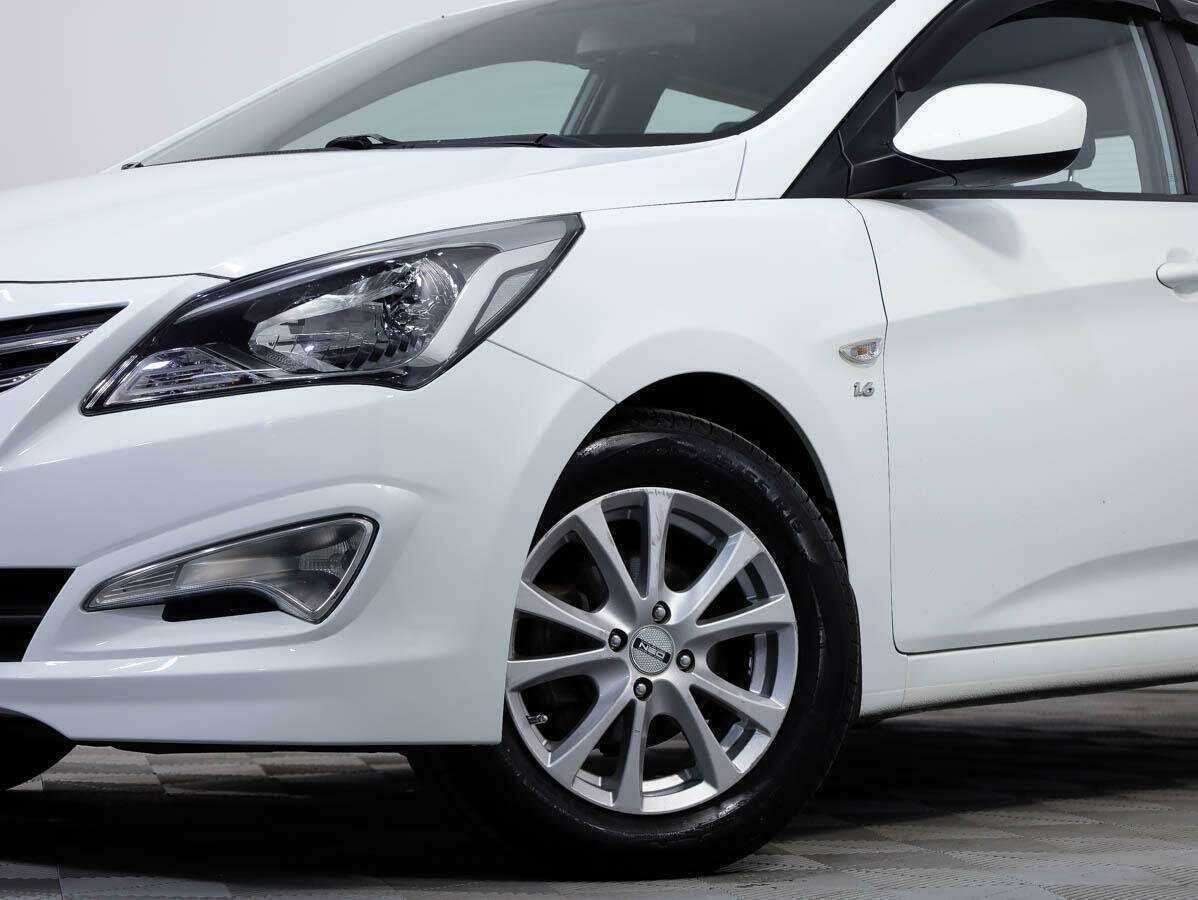 Купить Hyundai Solaris с пробегом. Фото: #7