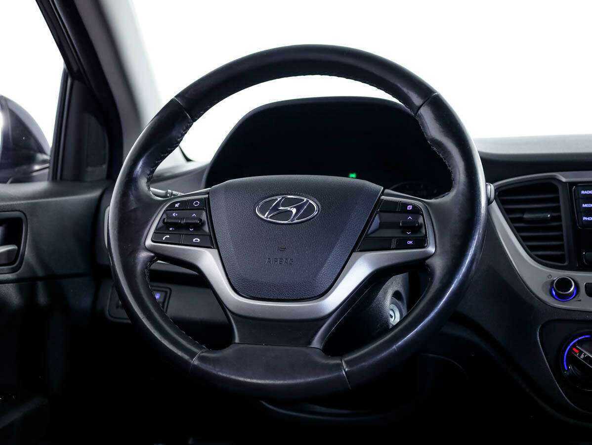 Купить Hyundai Solaris с пробегом. Фото: #16