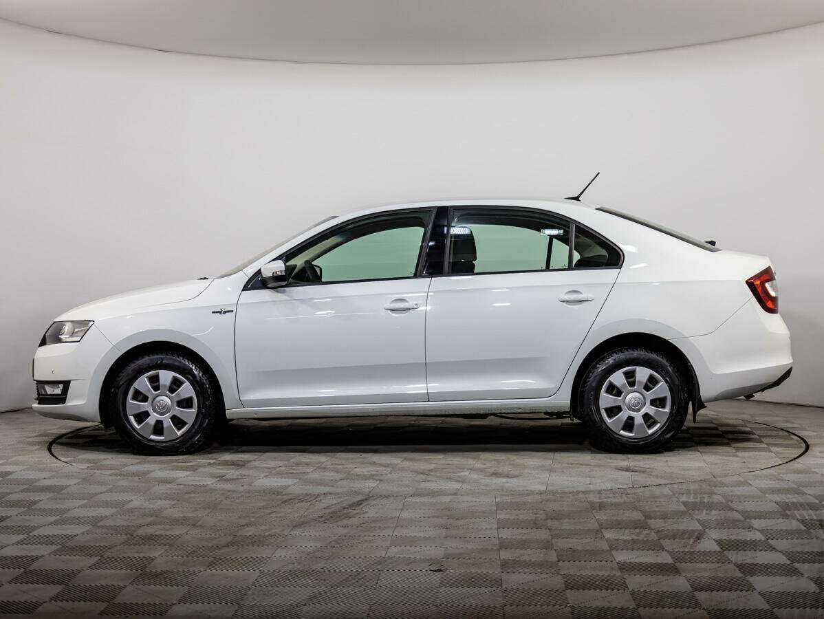 Купить Skoda Rapid с пробегом. Фото: #6