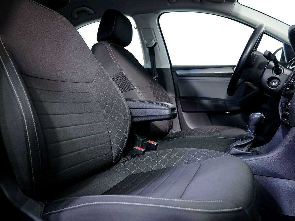 Купить Skoda Rapid с пробегом. Фото: #10