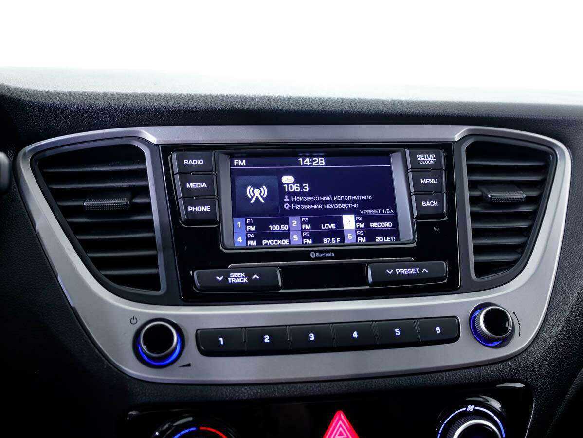 Купить Hyundai Solaris с пробегом. Фото: #12