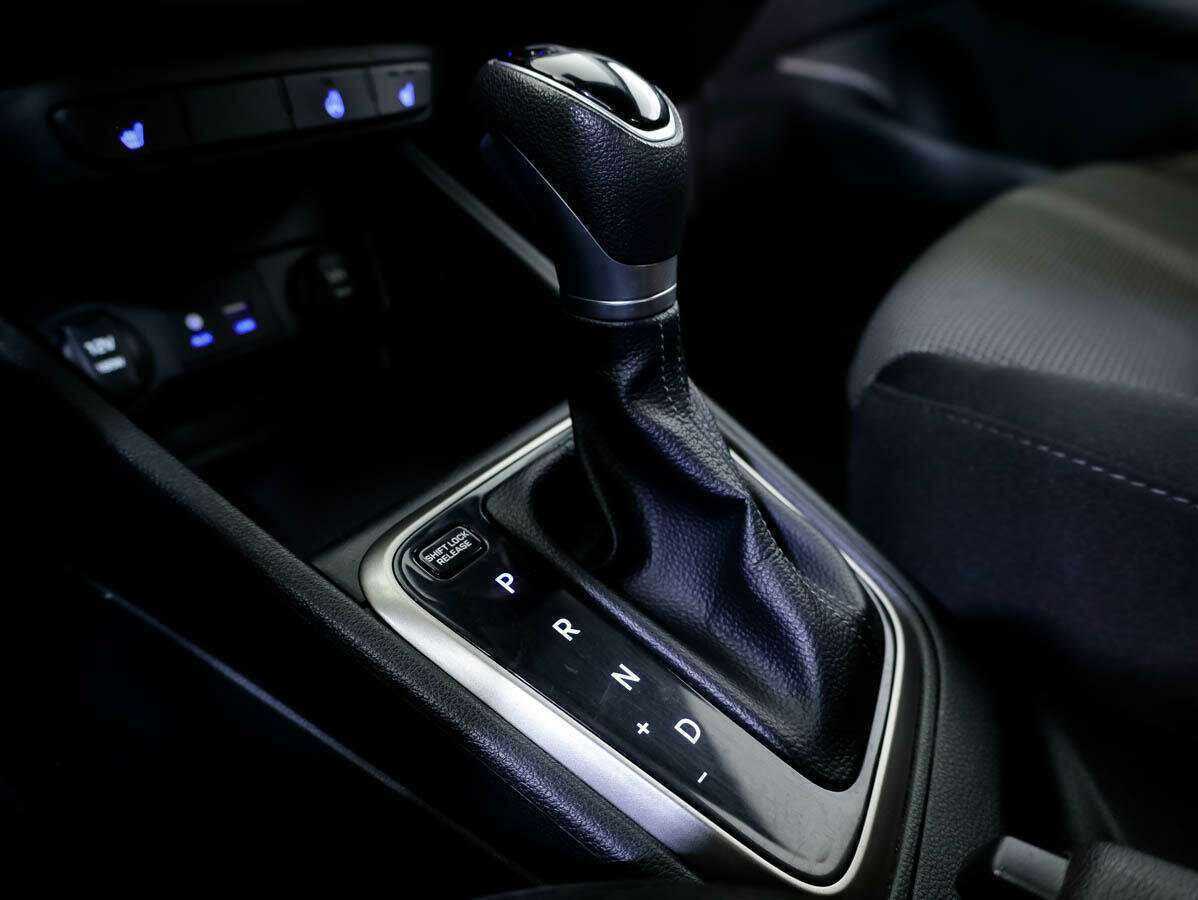 Купить Hyundai Solaris с пробегом. Фото: #15