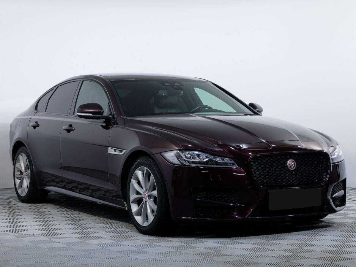 Купить Jaguar XF с пробегом. Фото: #2