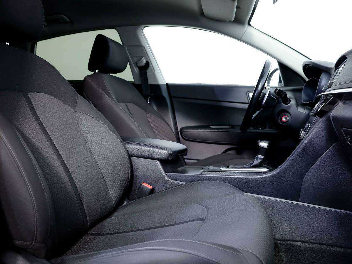 Купить Kia Optima с пробегом. Фото: #10