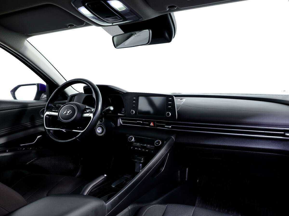 Купить Hyundai Elantra с пробегом. Фото: #9