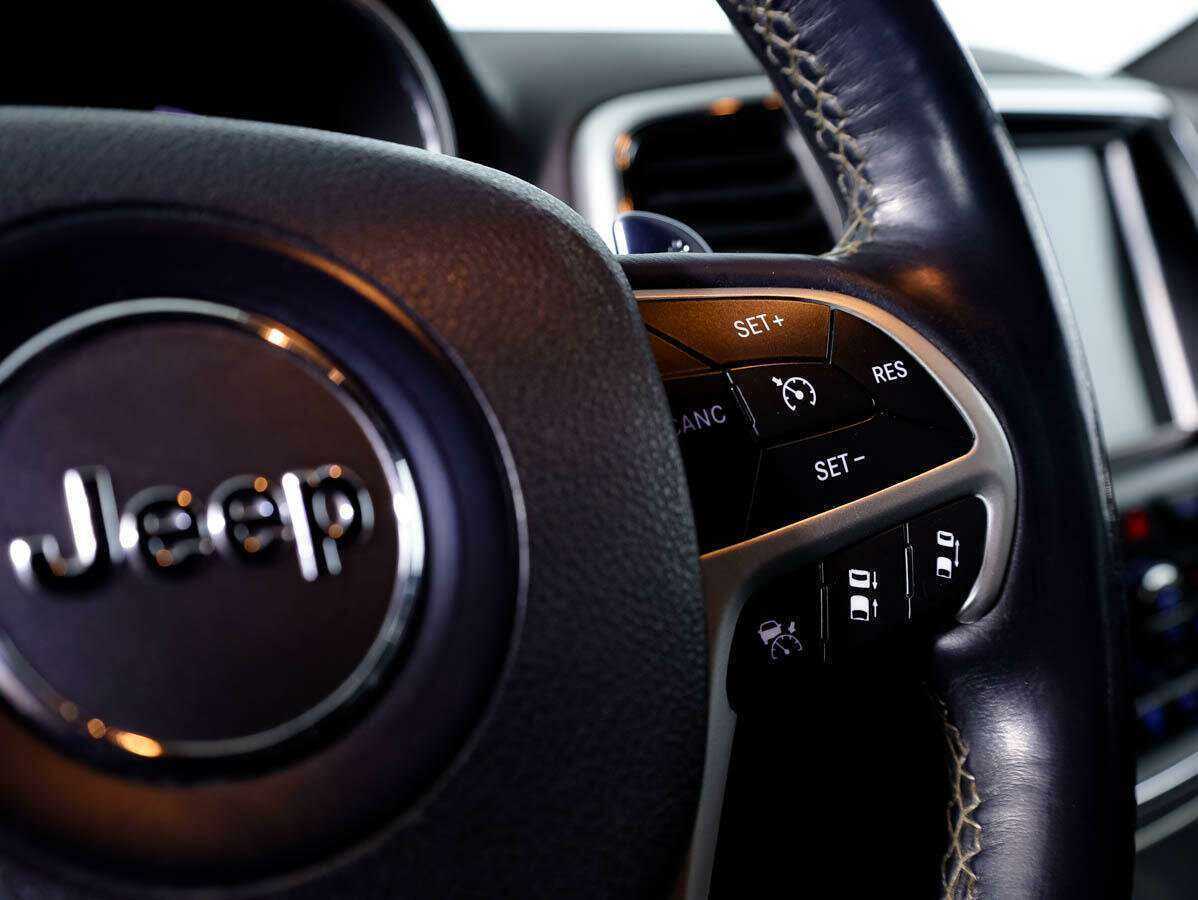 Купить Jeep Grand Cherokee с пробегом. Фото: #23