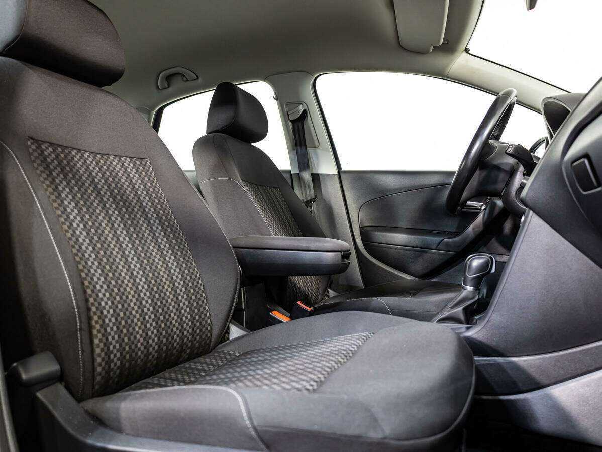Купить Volkswagen Polo с пробегом. Фото: #9