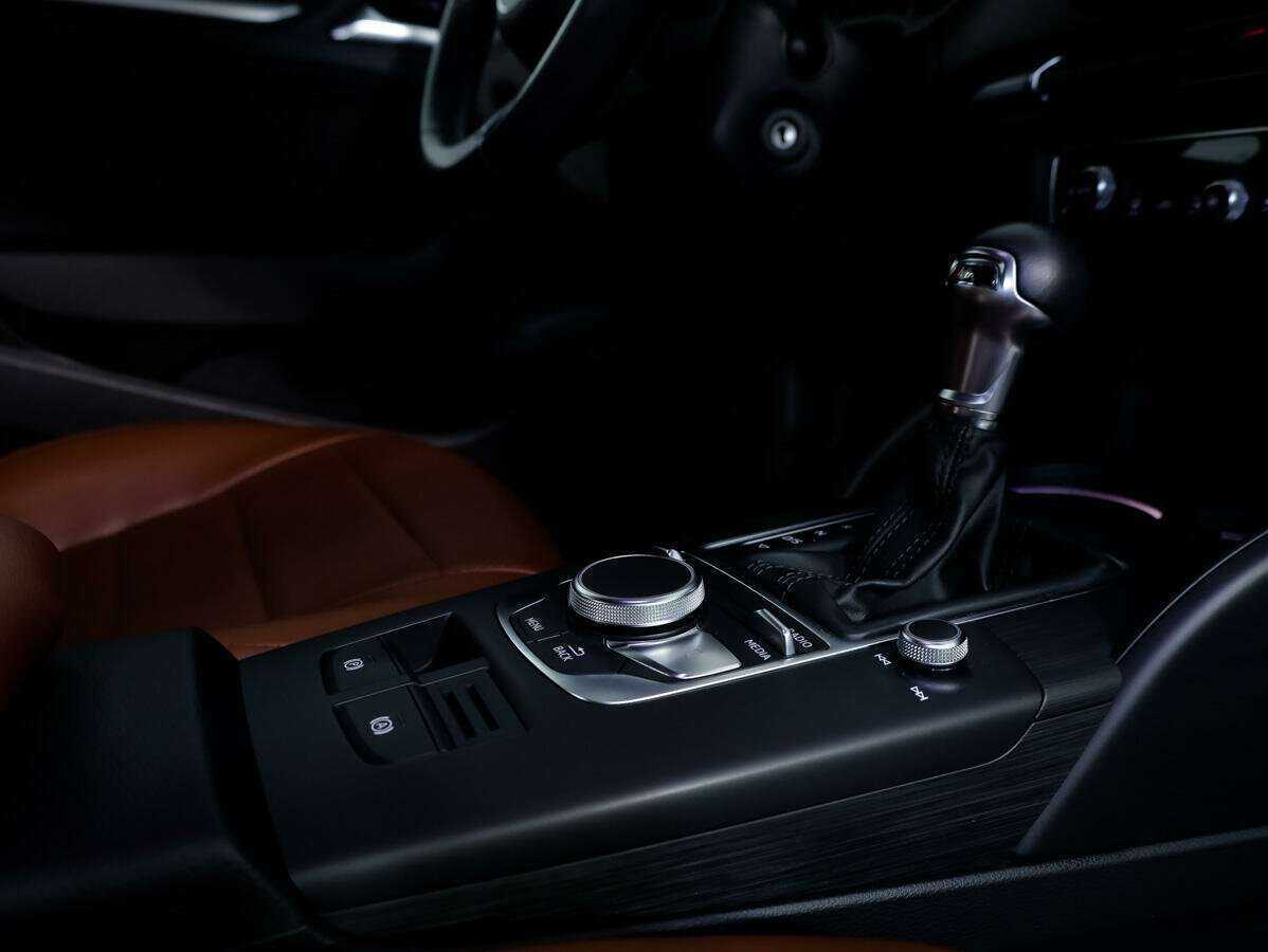 Купить Audi A3 с пробегом. Фото: #9