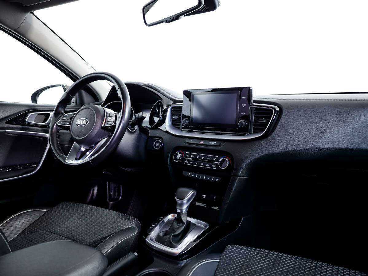 Купить Kia Ceed с пробегом. Фото: #7