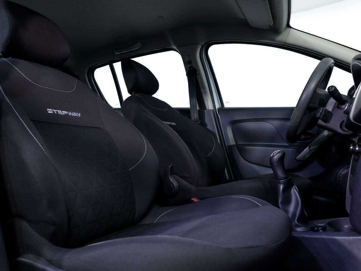 Купить Renault Sandero с пробегом. Фото: #12