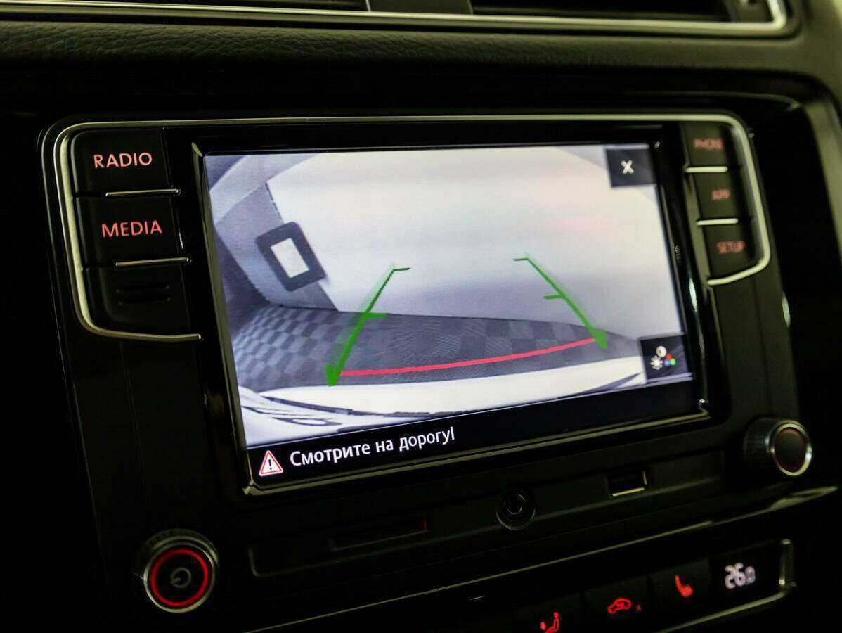 Купить Volkswagen Jetta с пробегом. Фото: #11