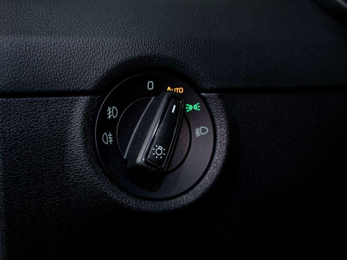 Купить Skoda Octavia с пробегом. Фото: #16