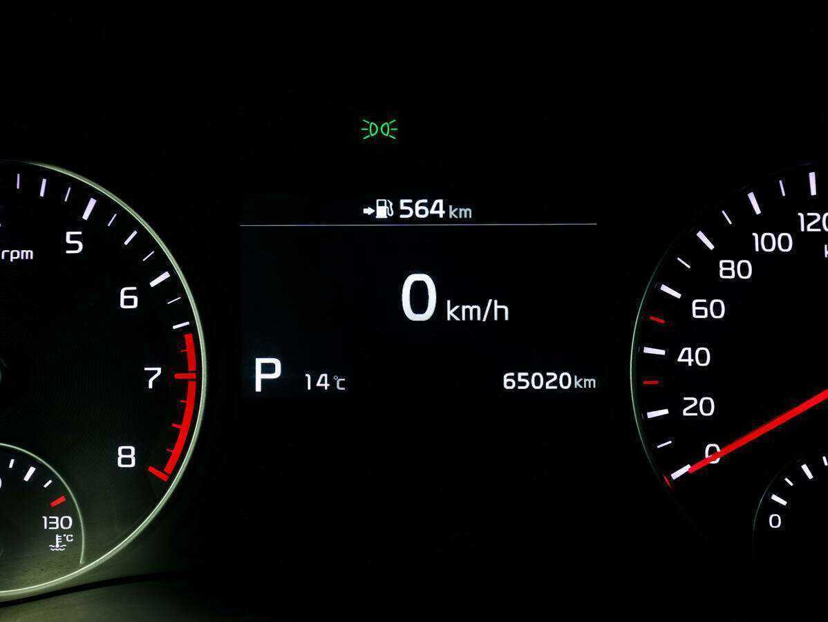 Купить Kia Optima с пробегом. Фото: #9