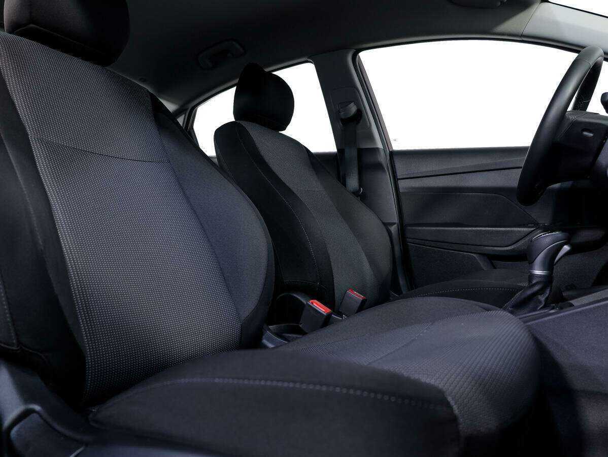 Купить Hyundai Solaris с пробегом. Фото: #11