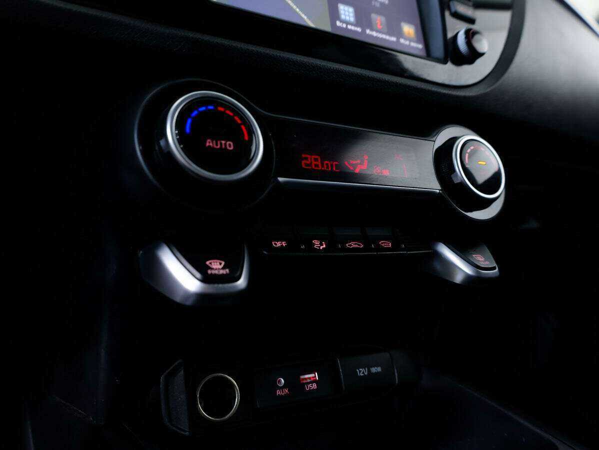 Купить Kia Rio с пробегом. Фото: #15