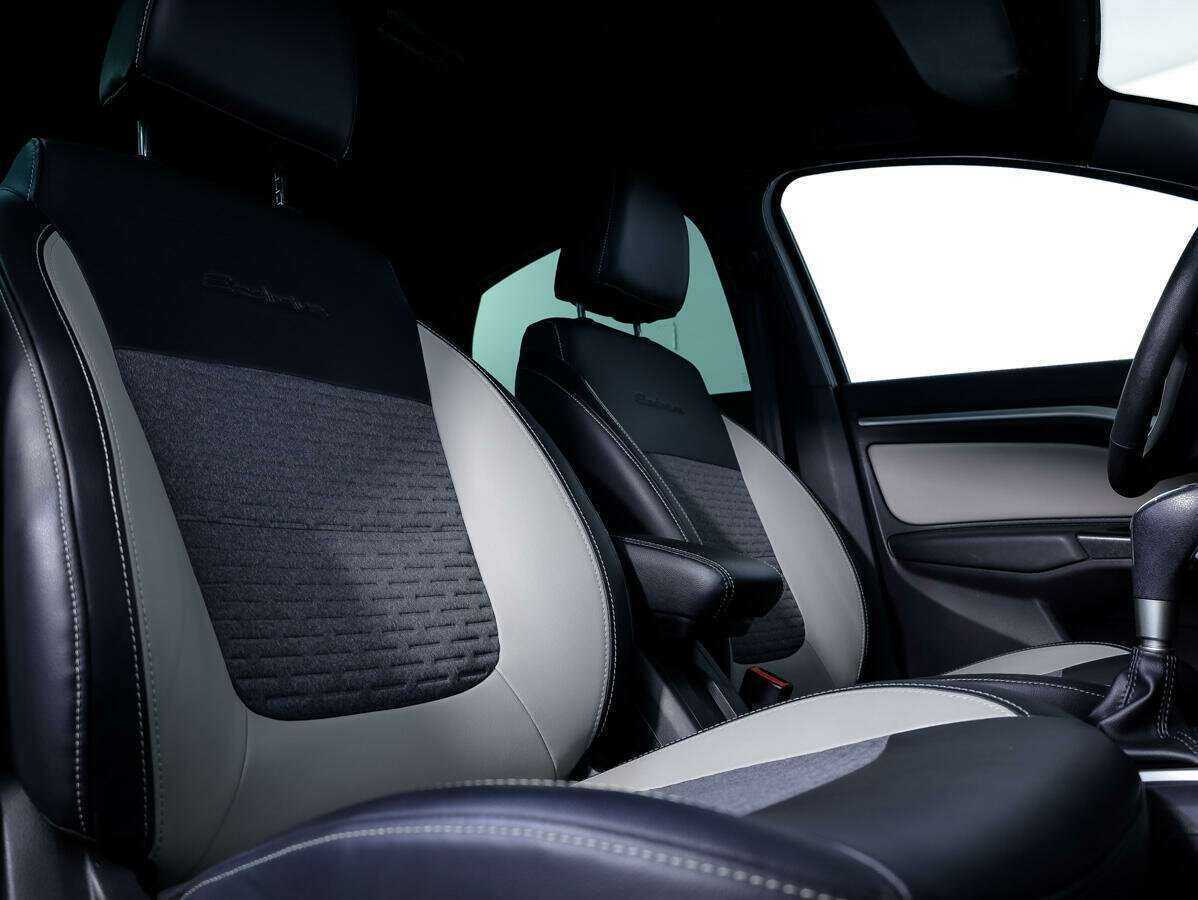 Купить Lada (ВАЗ) Vesta с пробегом. Фото: #11