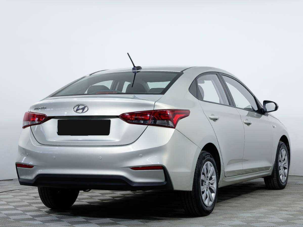 Купить Hyundai Solaris с пробегом. Фото: #3