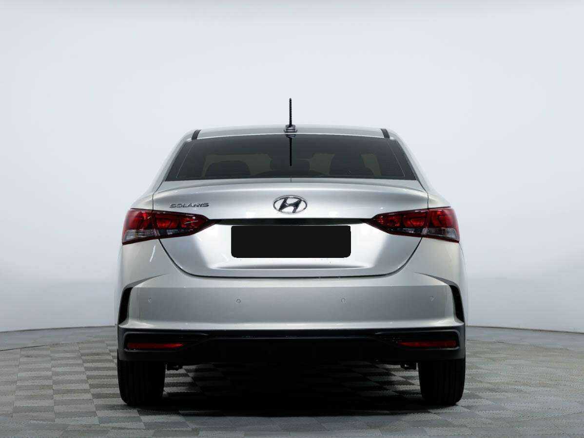 Купить Hyundai Solaris с пробегом. Фото: #4