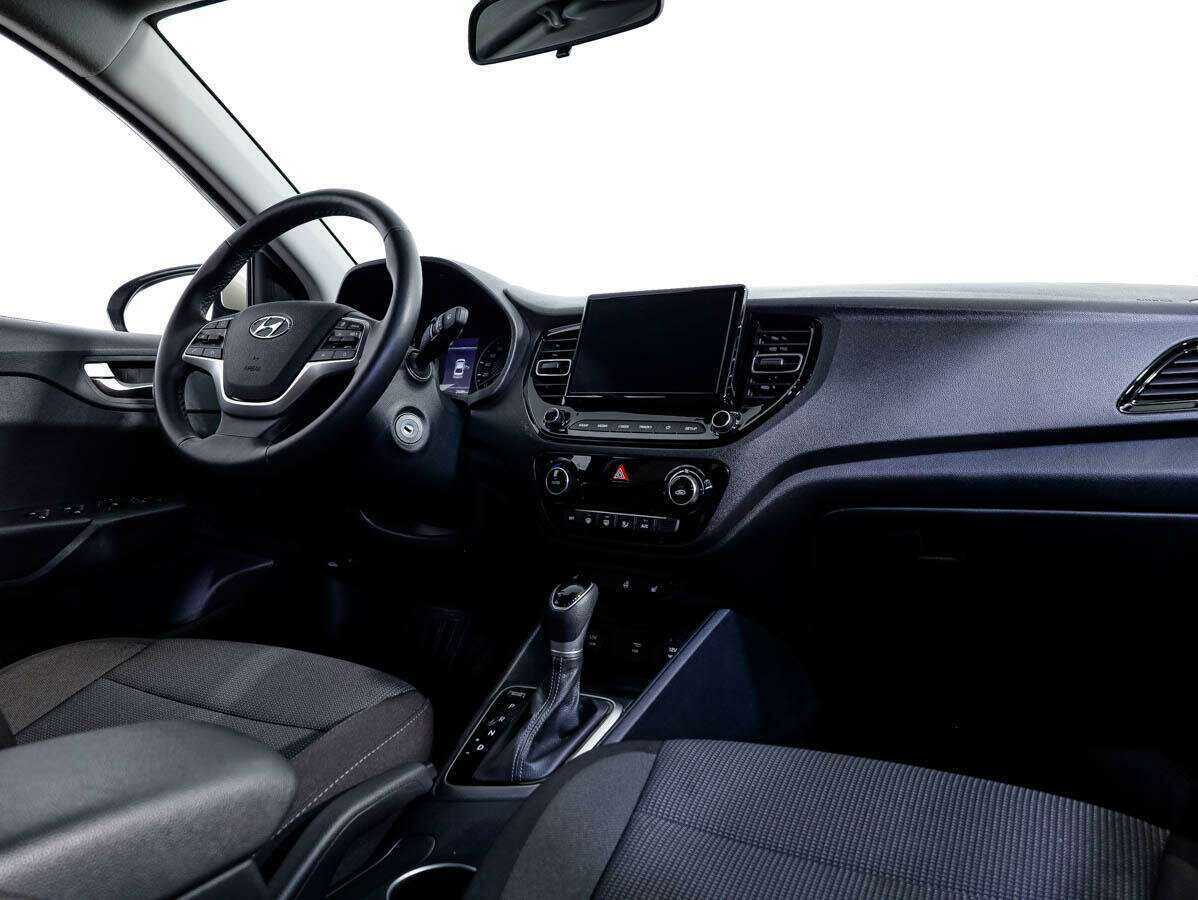 Купить Hyundai Solaris с пробегом. Фото: #7