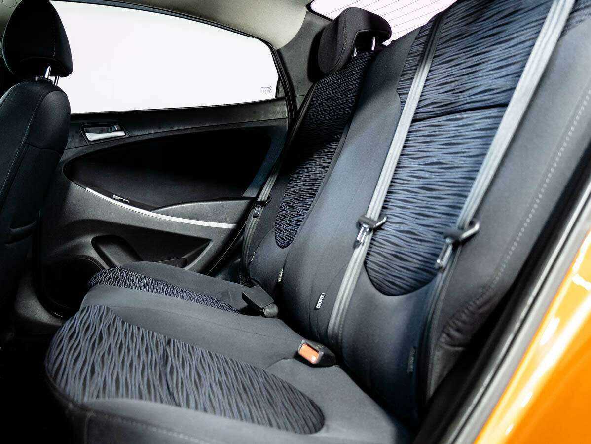 Купить Hyundai Solaris с пробегом. Фото: #11