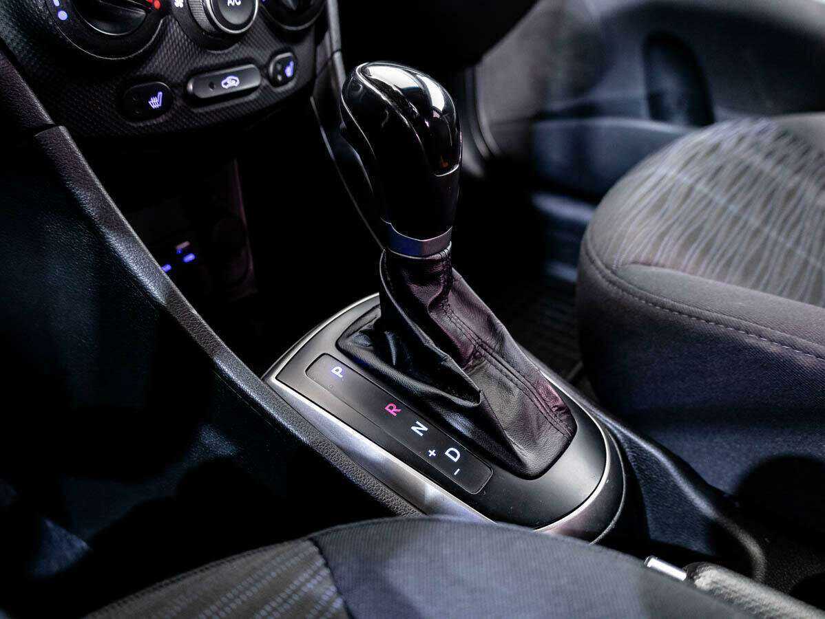 Купить Hyundai Solaris с пробегом. Фото: #16