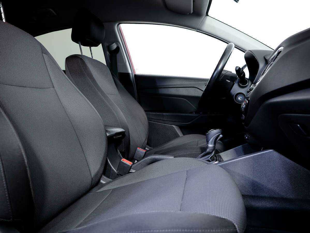 Купить Hyundai Solaris с пробегом. Фото: #10