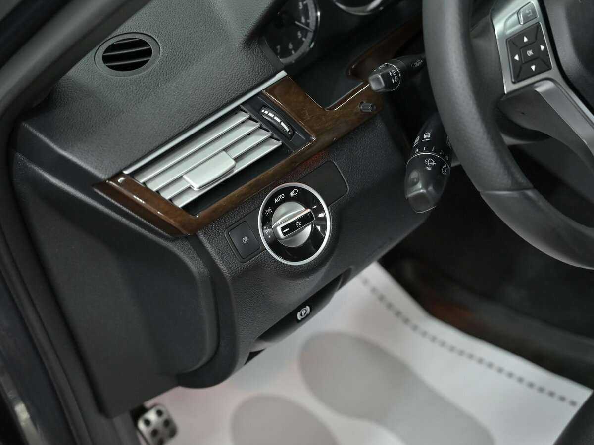 Купить Mercedes-Benz E-Класс с пробегом. Фото: #8