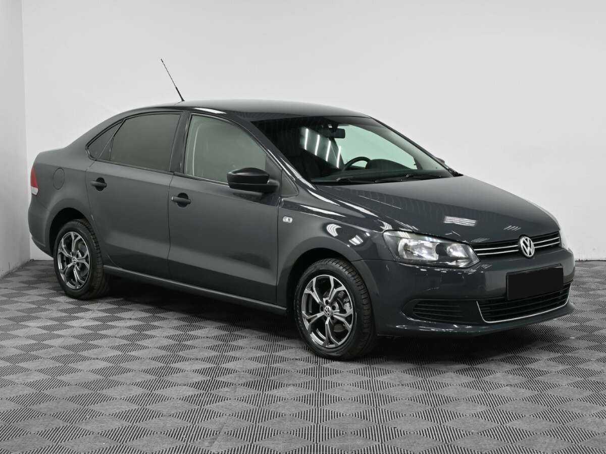 Купить Volkswagen Polo с пробегом. Фото: #2