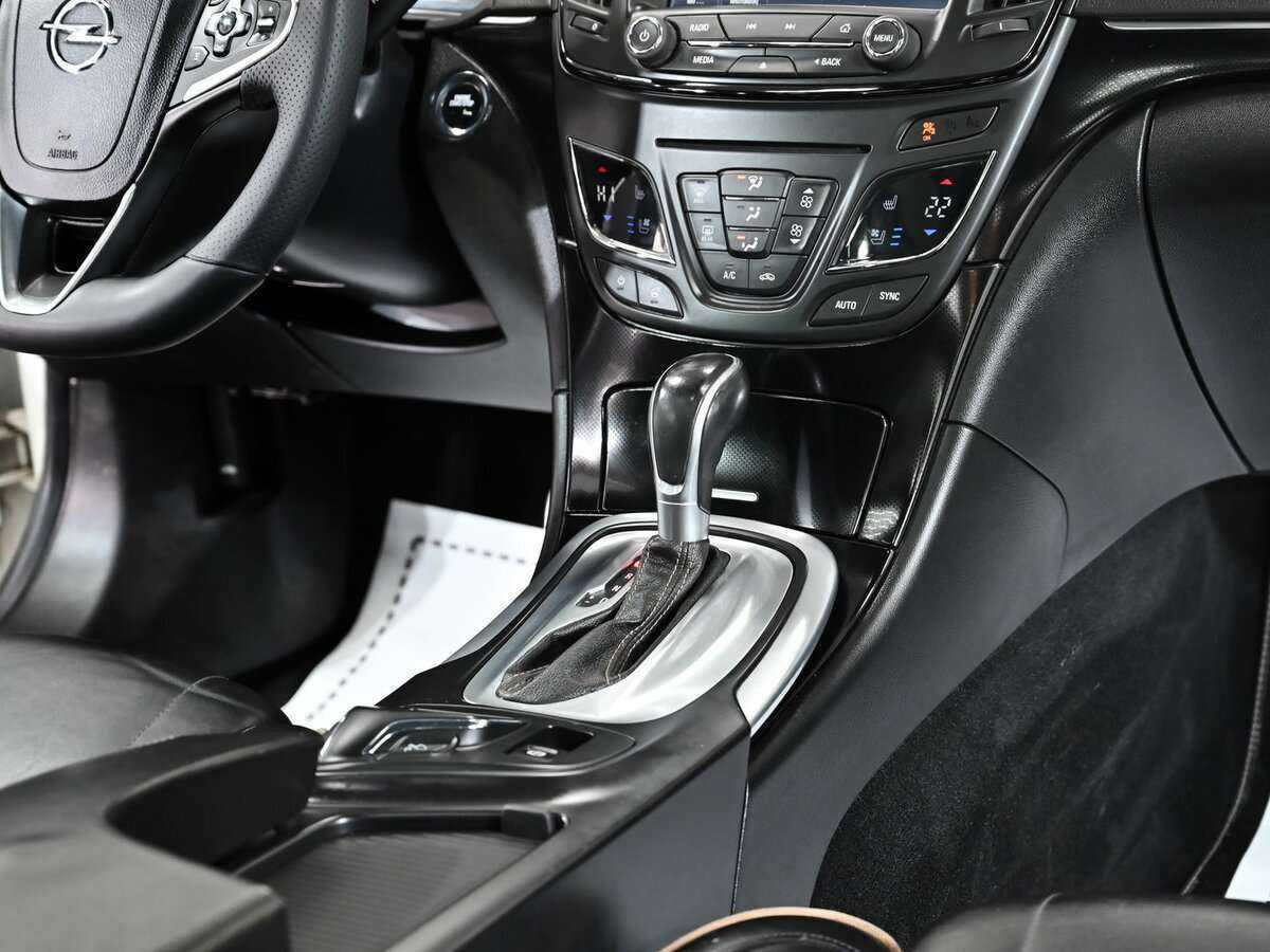 Купить Opel Insignia с пробегом. Фото: #10