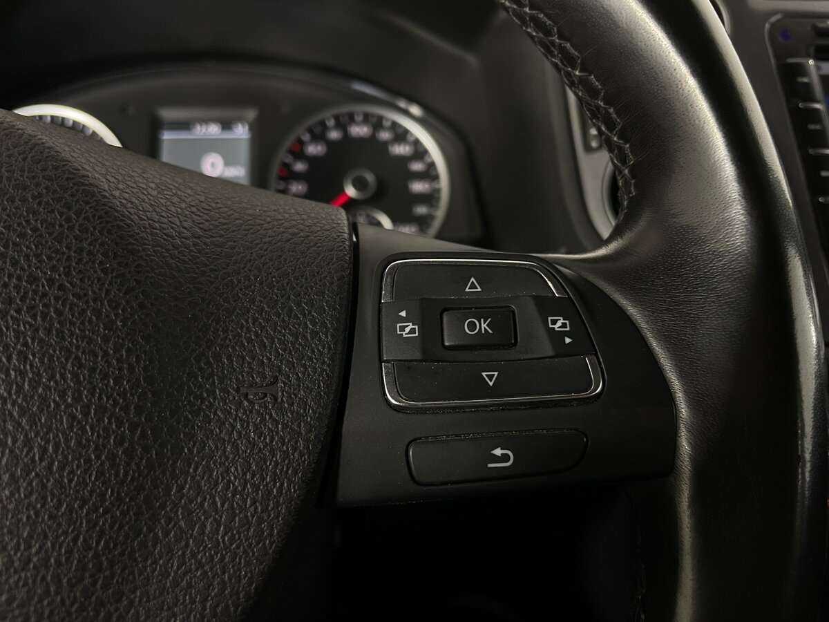 Купить Volkswagen Tiguan с пробегом. Фото: #15