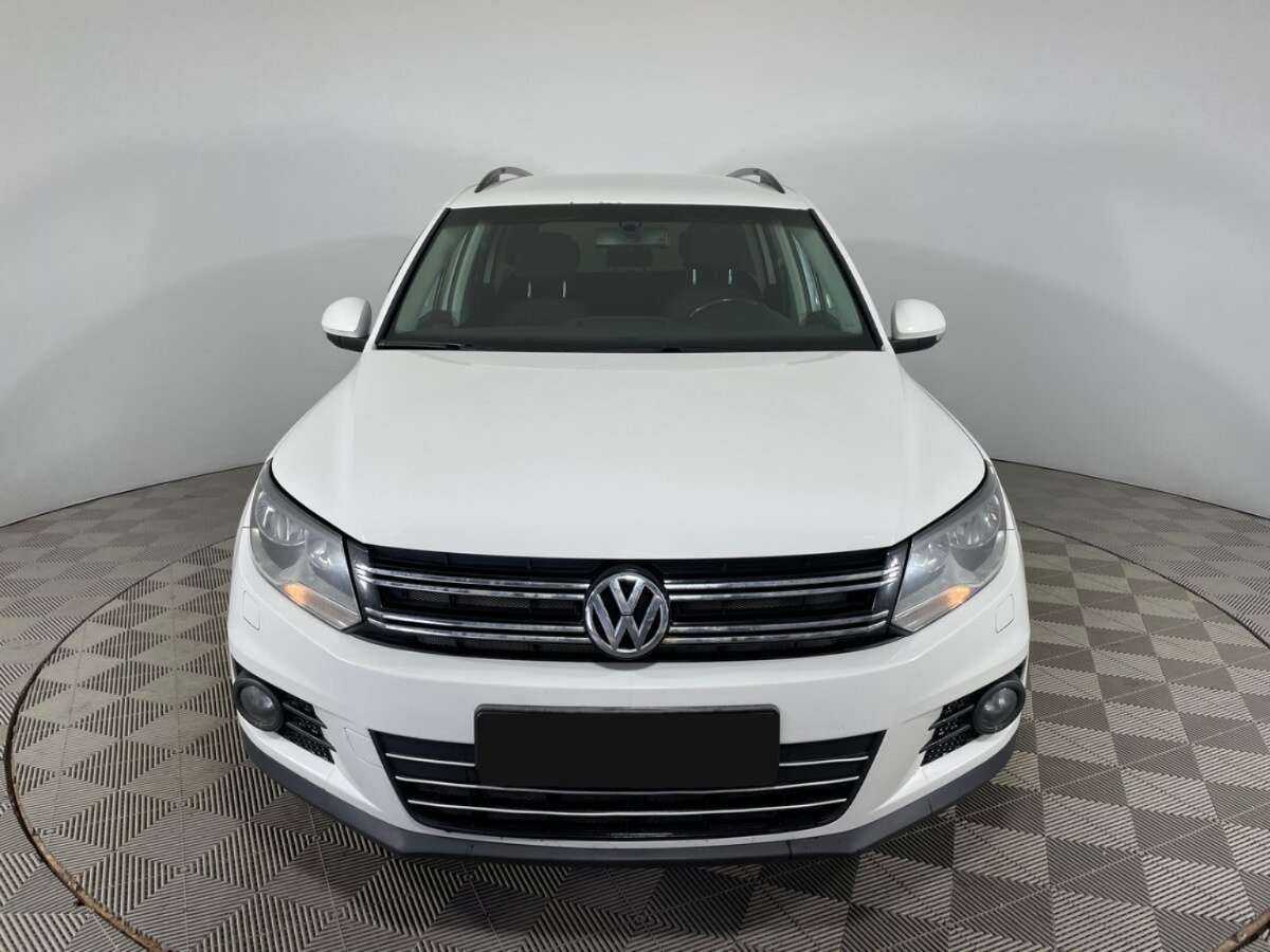 Купить Volkswagen Tiguan с пробегом. Фото: #1