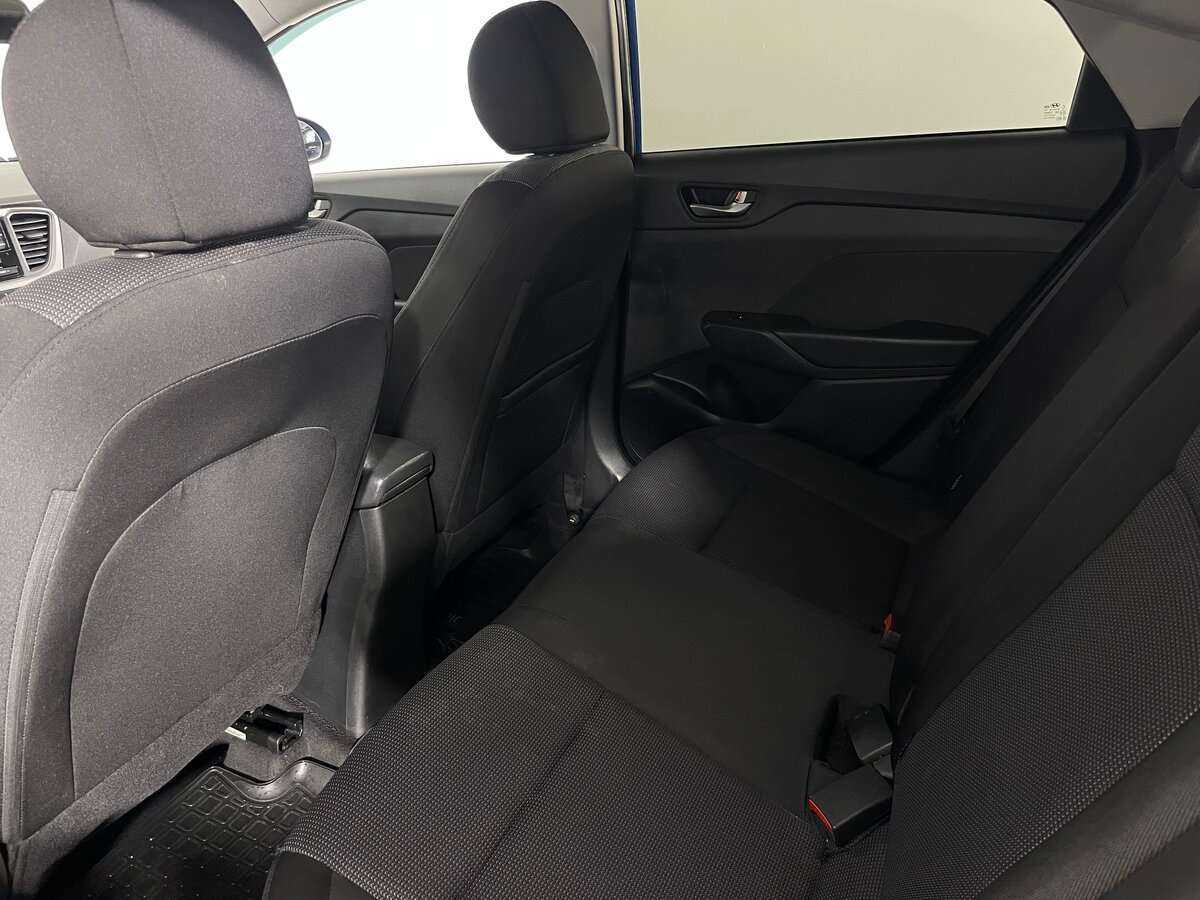 Купить Hyundai Solaris с пробегом. Фото: #19