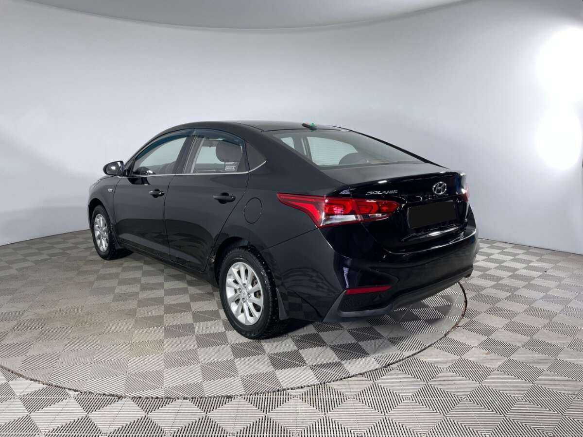 Купить Hyundai Solaris с пробегом. Фото: #5