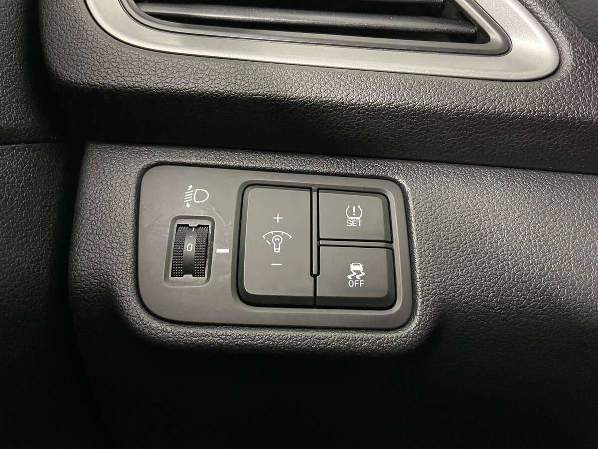 Купить Hyundai Solaris с пробегом. Фото: #15