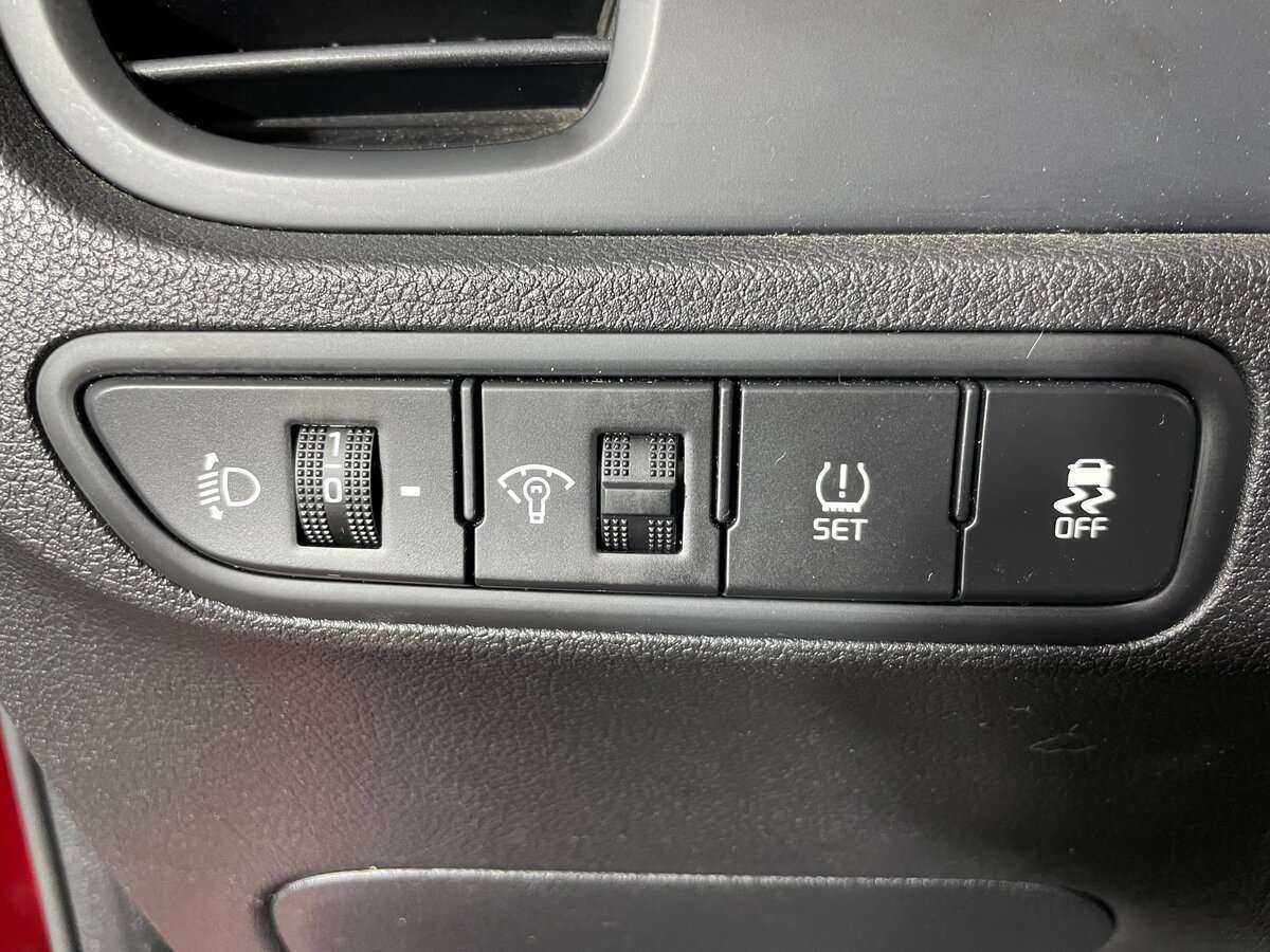 Купить Kia Rio с пробегом. Фото: #18