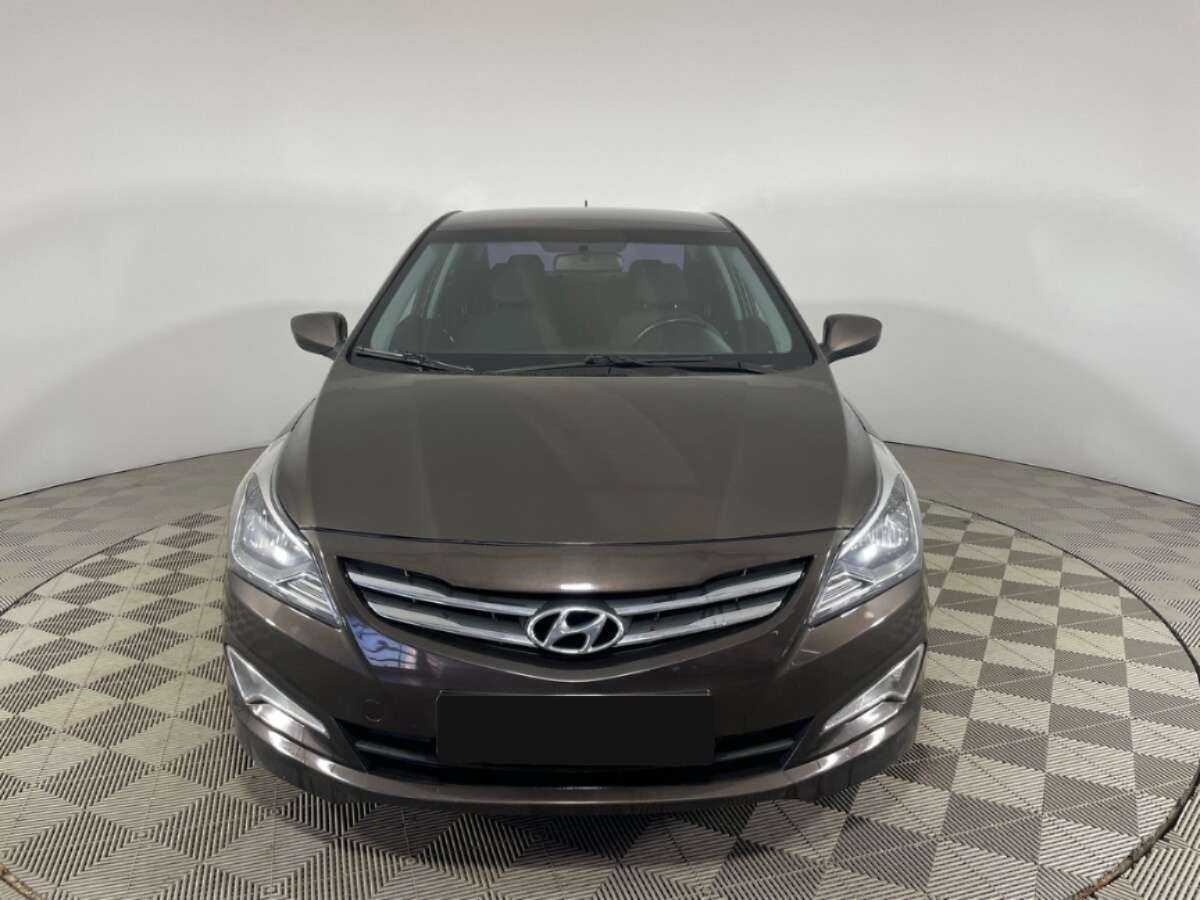 Купить Hyundai Solaris с пробегом. Фото: #1