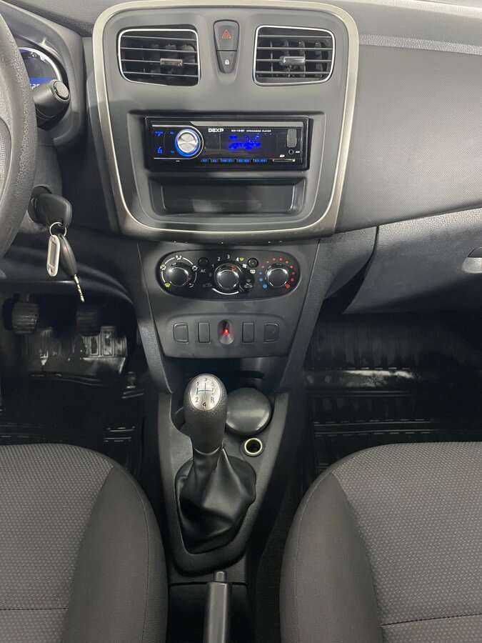 Купить Renault Logan с пробегом. Фото: #15