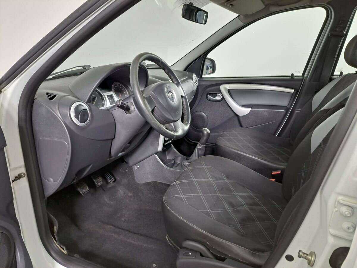 Купить Lada (ВАЗ) Largus с пробегом. Фото: #13