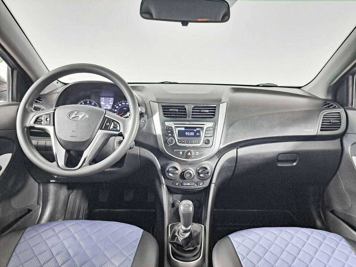 Купить Hyundai Solaris с пробегом. Фото: #10