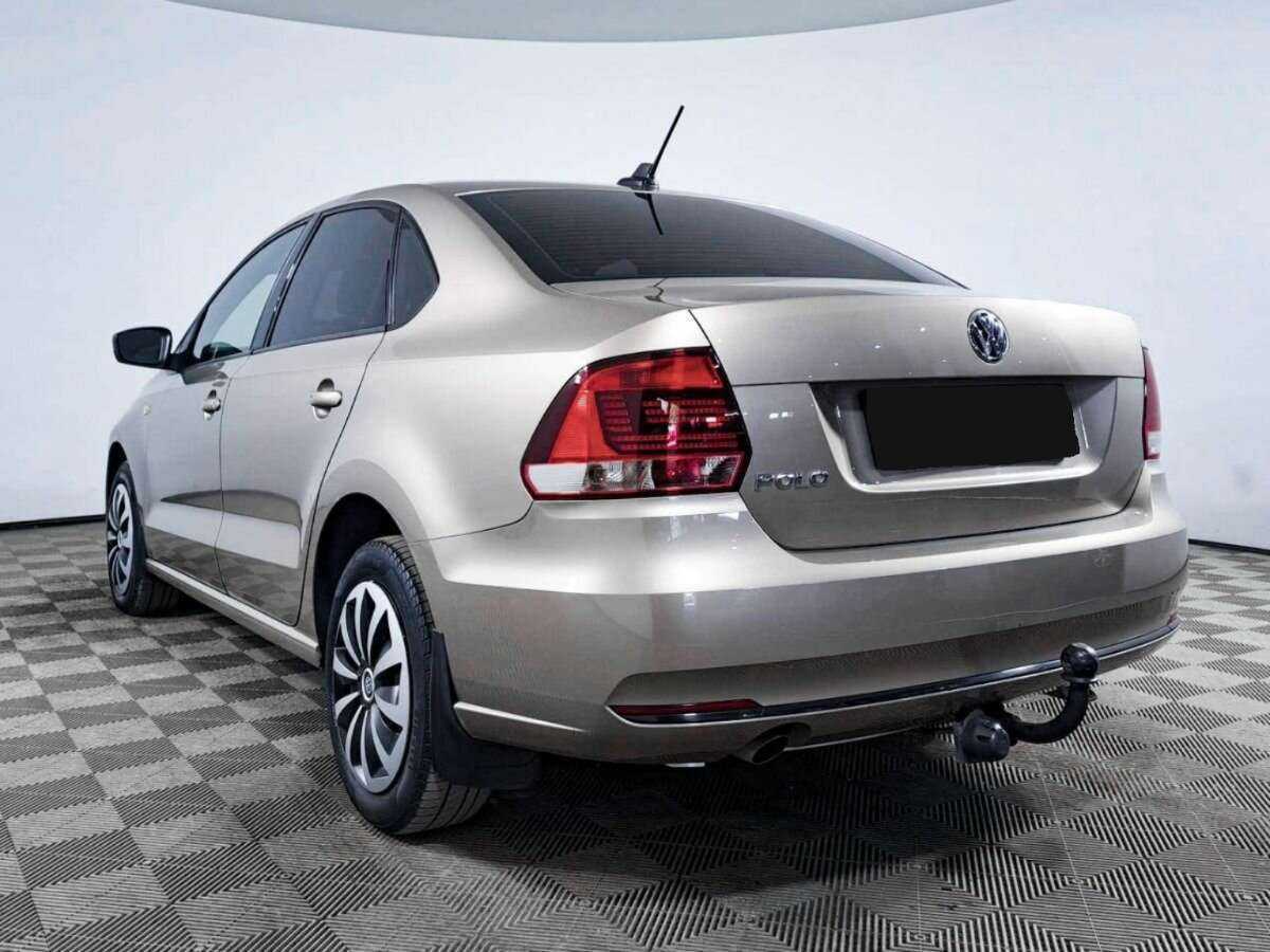Купить Volkswagen Polo с пробегом. Фото: #5
