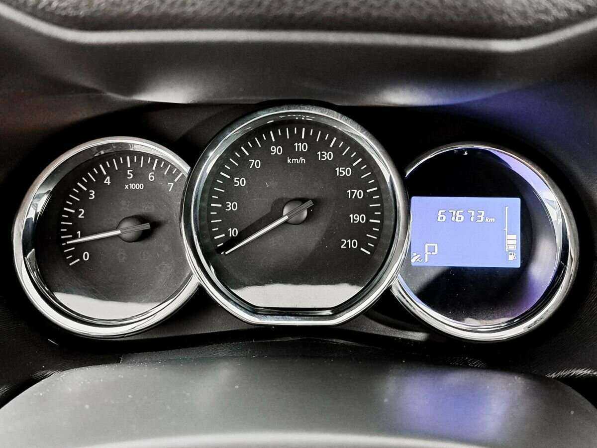 Купить Nissan Terrano с пробегом. Фото: #6