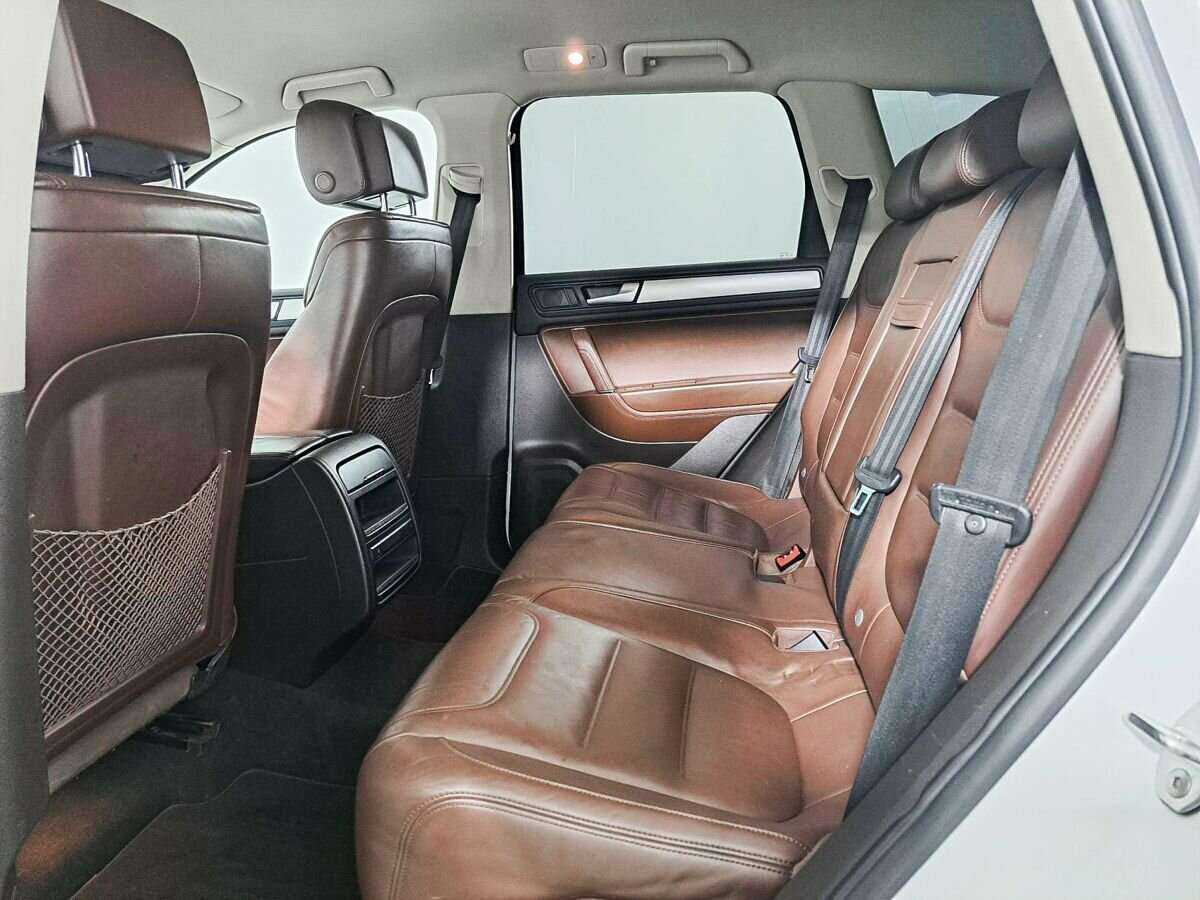 Купить Volkswagen Touareg с пробегом. Фото: #7