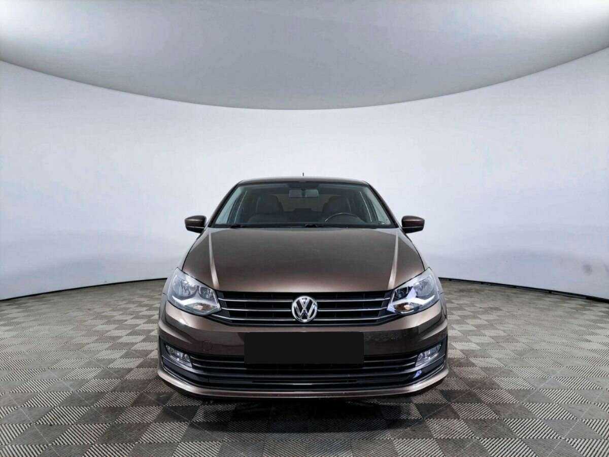 Купить Volkswagen Polo с пробегом. Фото: #1