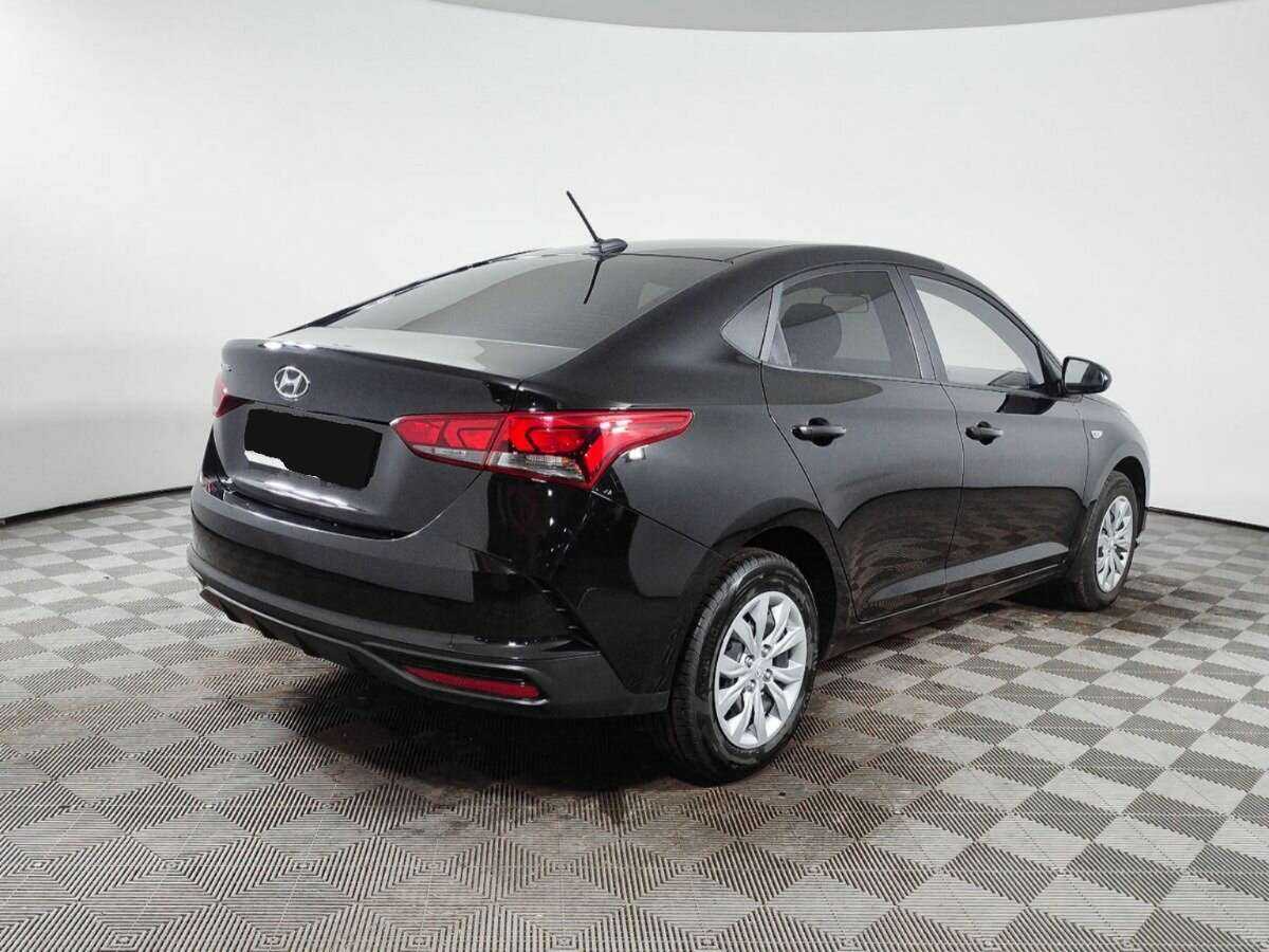 Купить Hyundai Solaris с пробегом. Фото: #3