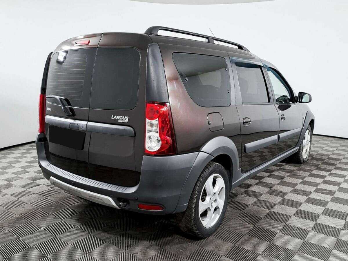 Купить Lada (ВАЗ) Largus с пробегом. Фото: #3