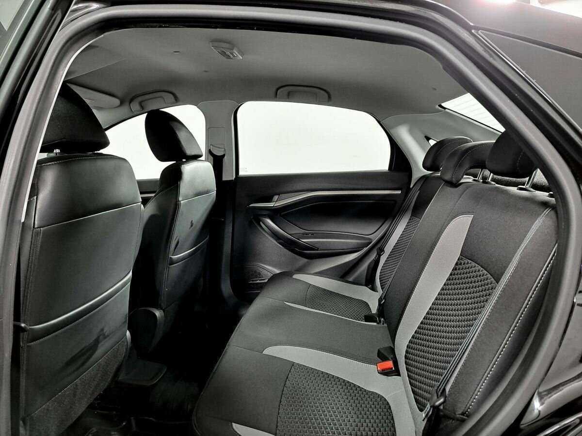 Купить Lada (ВАЗ) Vesta с пробегом. Фото: #6