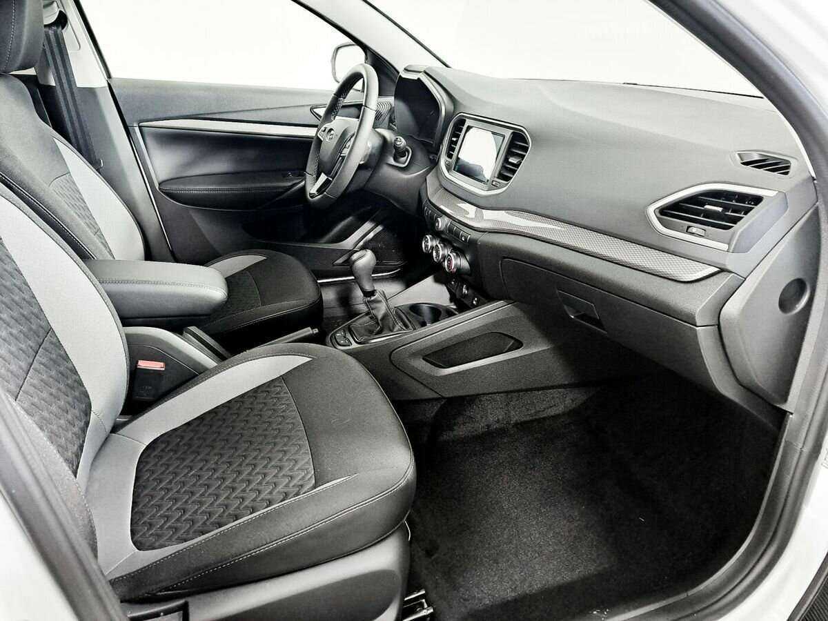 Купить Lada (ВАЗ) Vesta с пробегом. Фото: #6