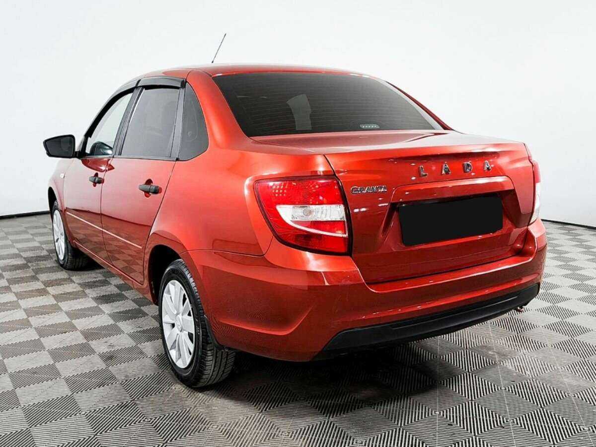Купить Lada (ВАЗ) Granta с пробегом. Фото: #4