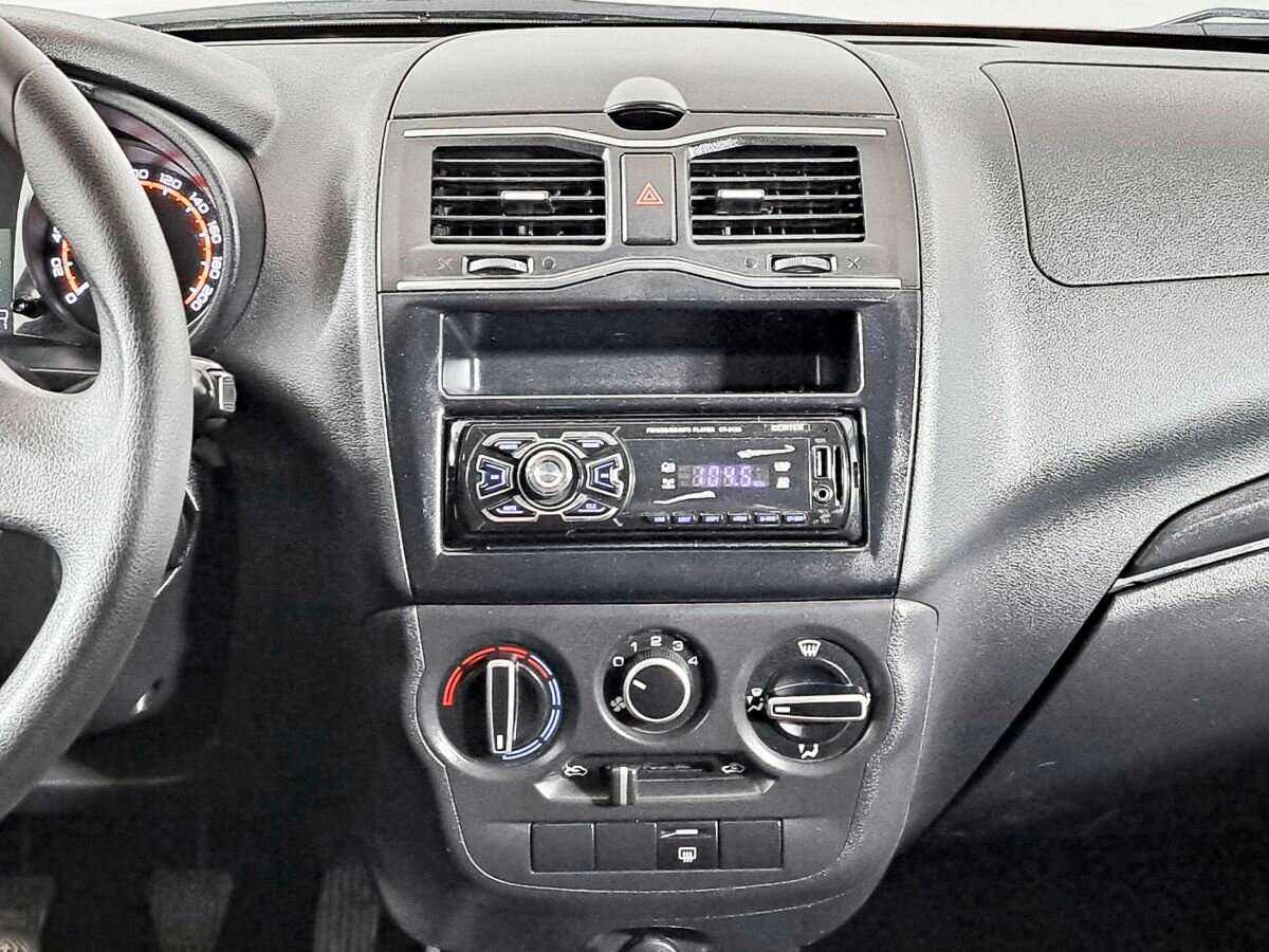 Купить Lada (ВАЗ) Granta с пробегом. Фото: #9